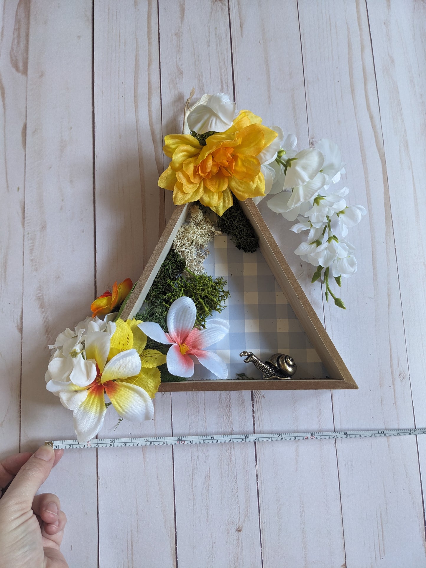 Hanging Mini Snail Garden