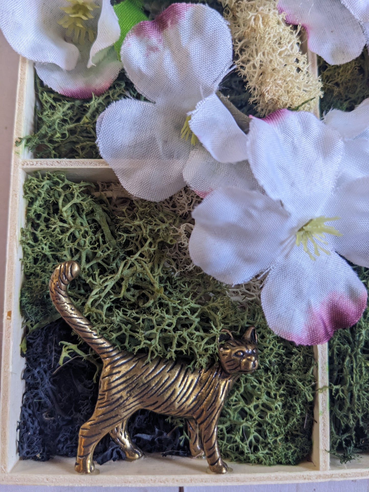 Hanging Mini Cat Garden