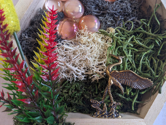 Hanging Mini Crane Garden